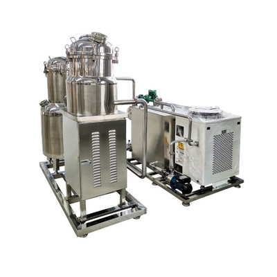 Automatic Manual Control Vacuum Frying Machine For Broccoli Chips 8kg Low Temperature